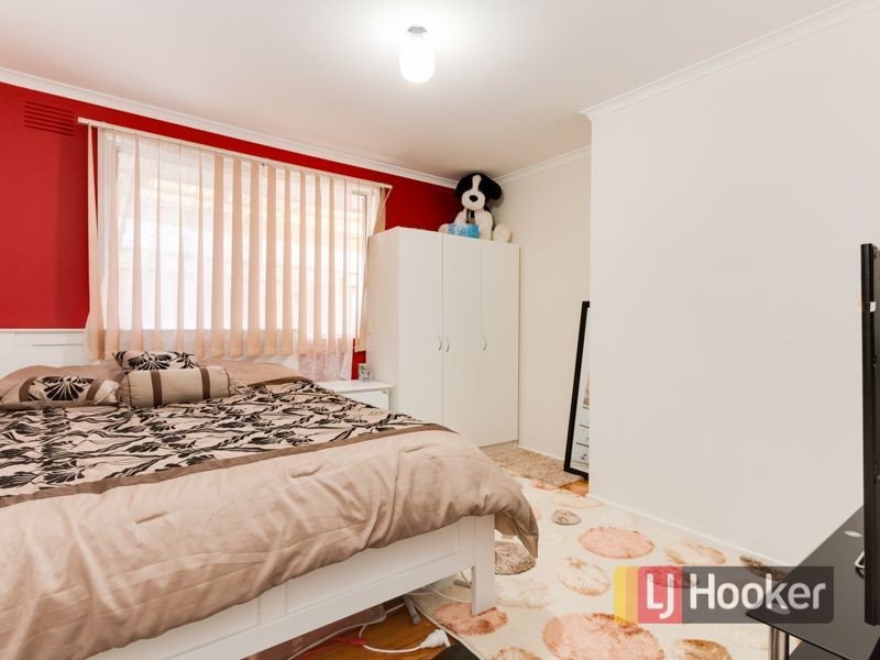 6 Barnsbury Close, Hampton Park VIC 3976