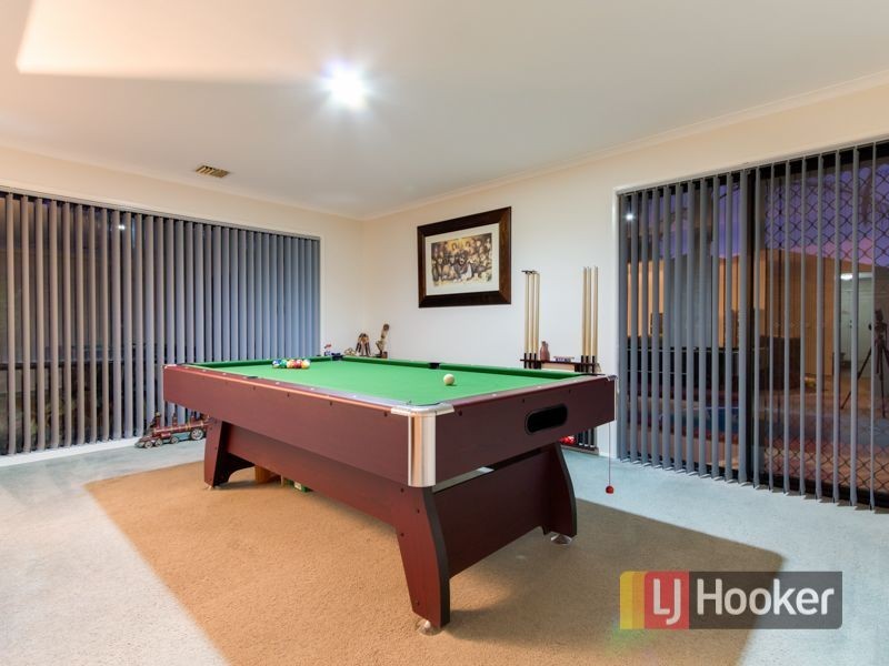 15 Pendle Close, Narre Warren South VIC 3805