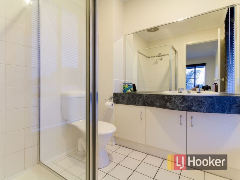 15 Pendle Close, Narre Warren South VIC 3805