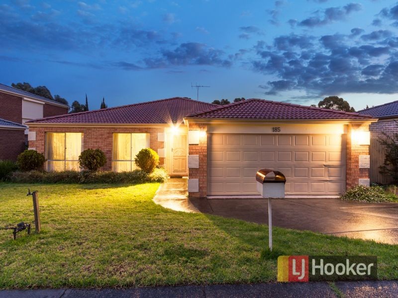 185 Monahans Road, Cranbourne West VIC 3977
