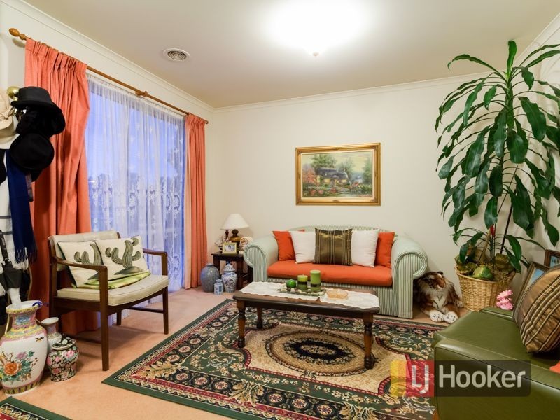 185 Monahans Road, Cranbourne West VIC 3977