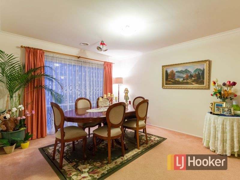 185 Monahans Road, Cranbourne West VIC 3977
