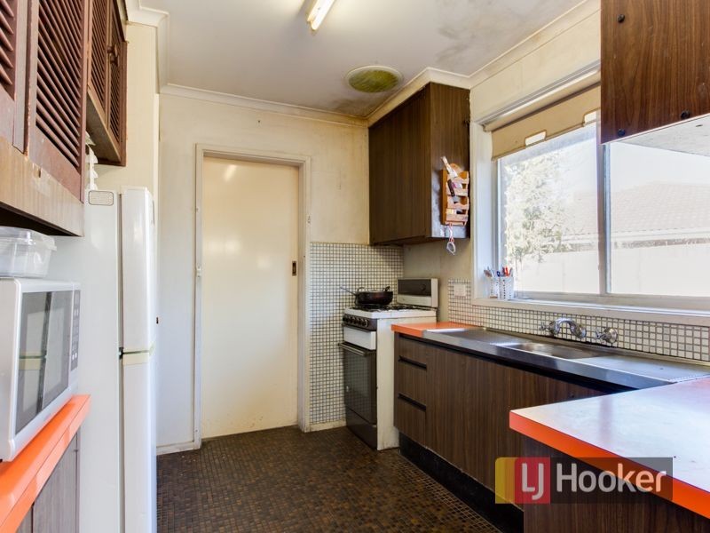 17 Cosier Drive, Noble Park VIC 3174