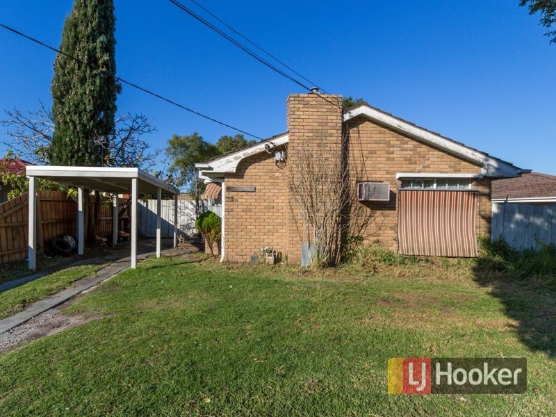 17 Cosier Drive, Noble Park VIC 3174