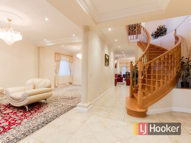 2 Redwood Court, Lysterfield VIC 3156