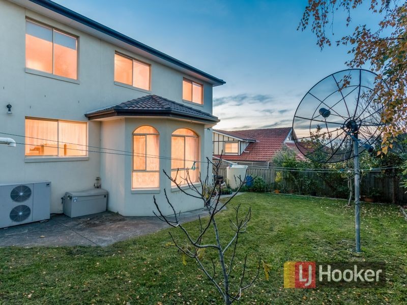 2 Redwood Court, Lysterfield VIC 3156