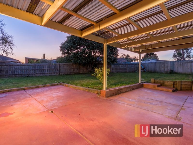 7 Gleneadie Close, Hampton Park VIC 3976