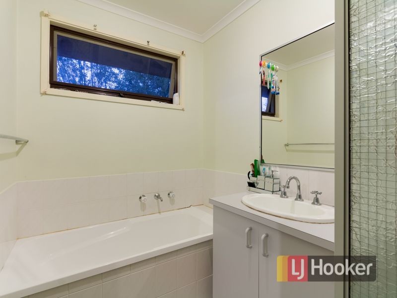 7 Gleneadie Close, Hampton Park VIC 3976