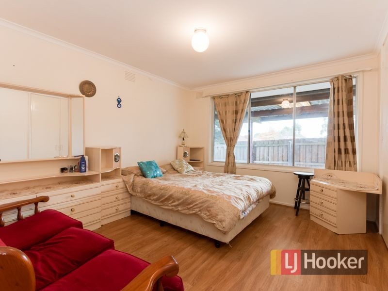 18 Mark Court, Hampton Park VIC 3976