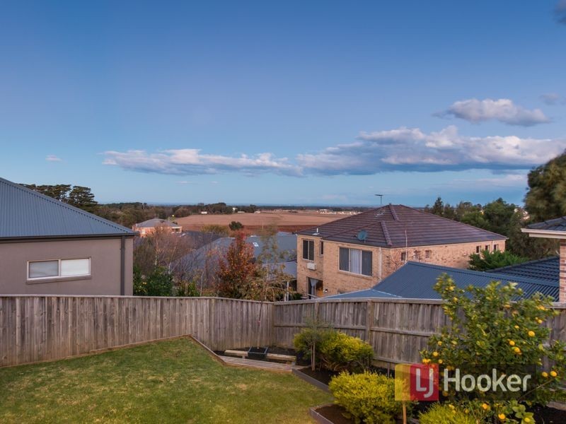 5 Bishop Place, Berwick VIC 3806
