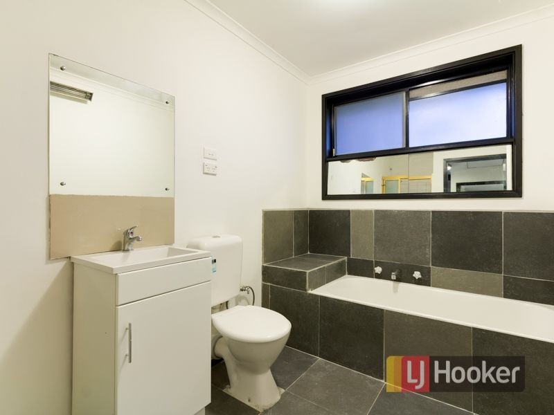 12/20-22 Somerville Road, Hampton Park VIC 3976