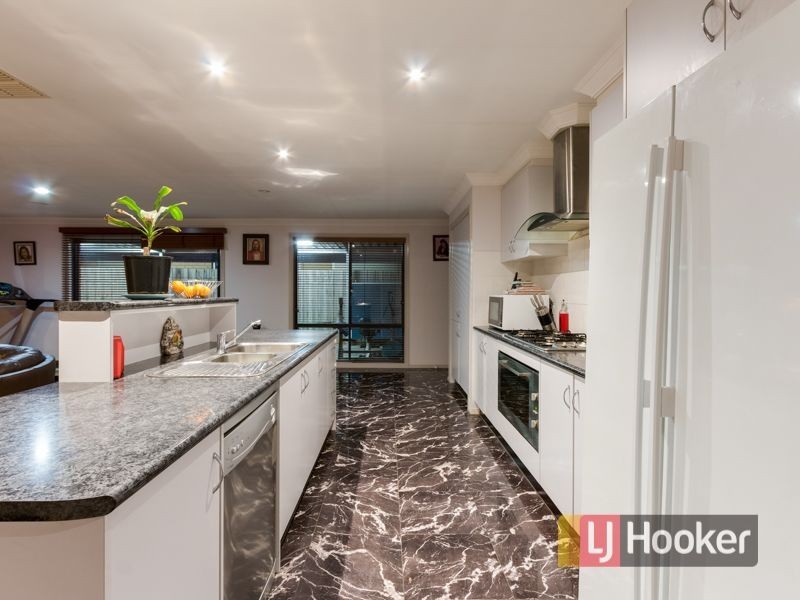 91 Aylmer Road, Lynbrook VIC 3975
