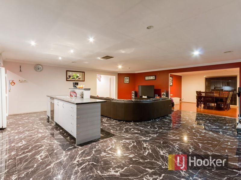 91 Aylmer Road, Lynbrook VIC 3975