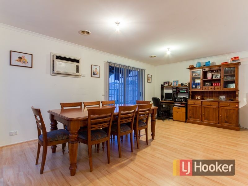 1 Brad Court, Cranbourne North VIC 3977