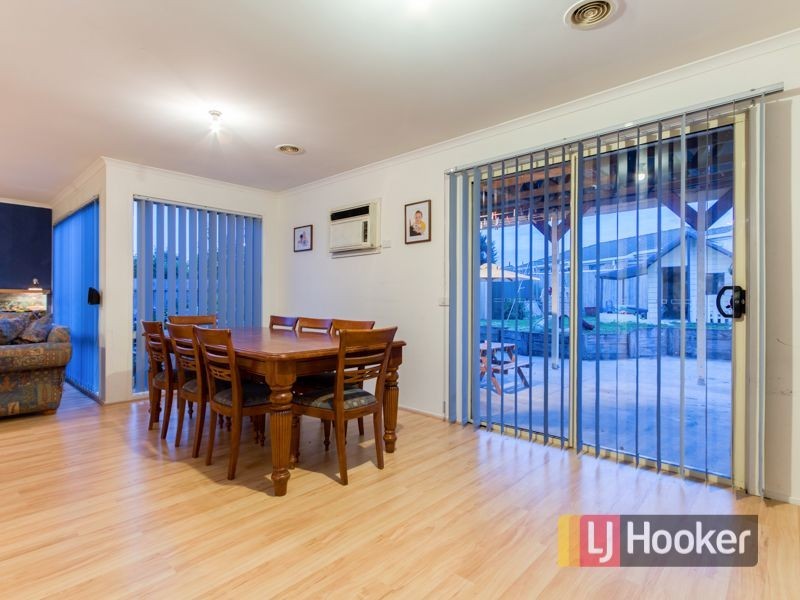 1 Brad Court, Cranbourne North VIC 3977