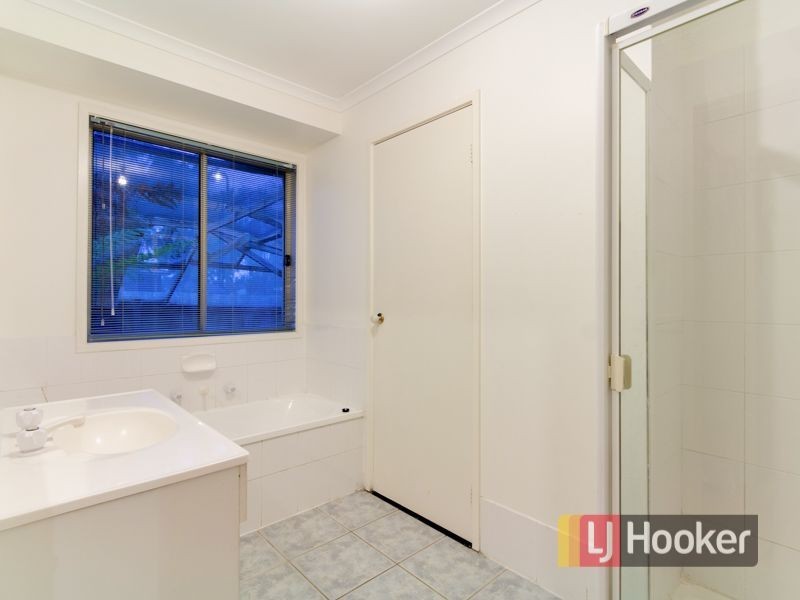 1 Brad Court, Cranbourne North VIC 3977