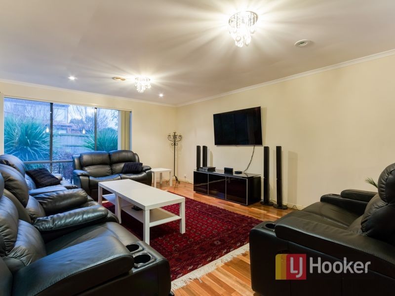 116 Robinswood Parade, Narre Warren South VIC 3805