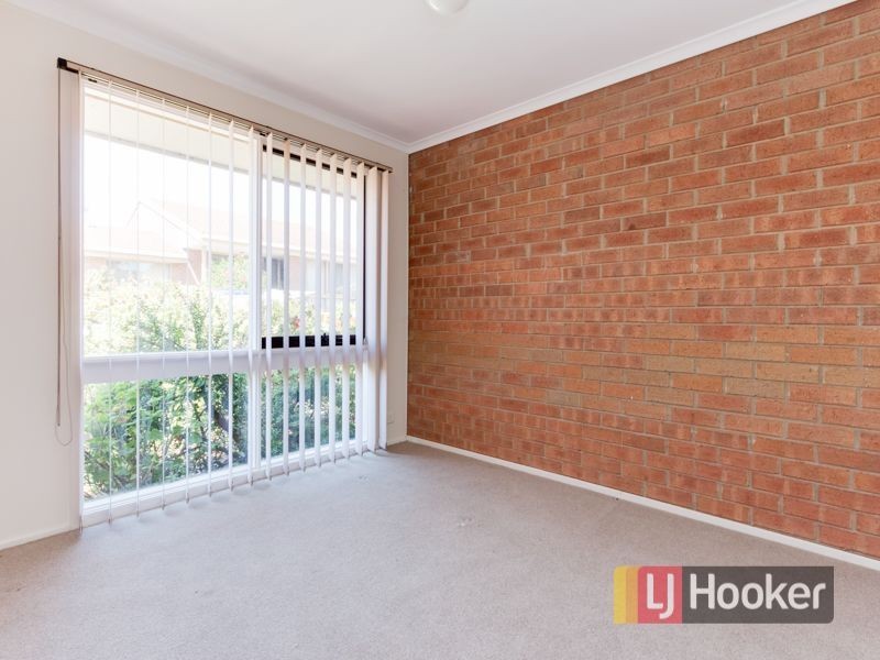 8/4 Coral Drive, Hampton Park VIC 3976