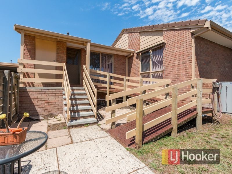 8/4 Coral Drive, Hampton Park VIC 3976