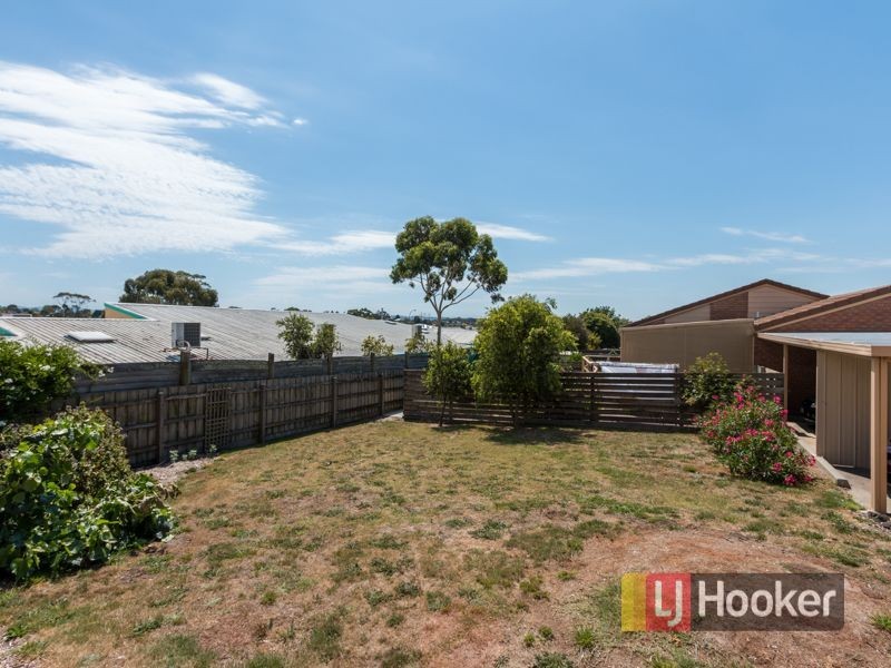 8/4 Coral Drive, Hampton Park VIC 3976