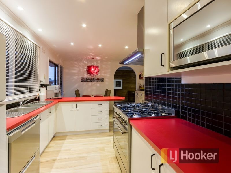 4 Barnsbury Close, Hampton Park VIC 3976