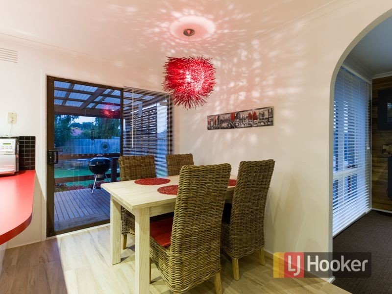 4 Barnsbury Close, Hampton Park VIC 3976