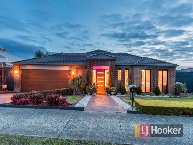 23 Sugarbush Drive, Lynbrook VIC 3975
