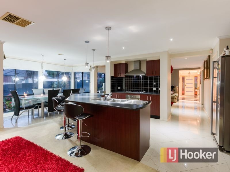 23 Sugarbush Drive, Lynbrook VIC 3975