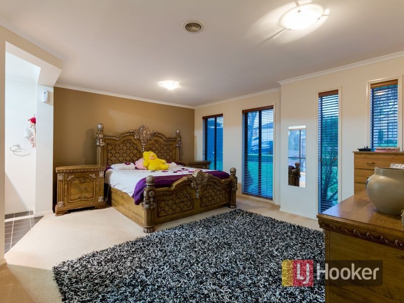 23 Sugarbush Drive, Lynbrook VIC 3975