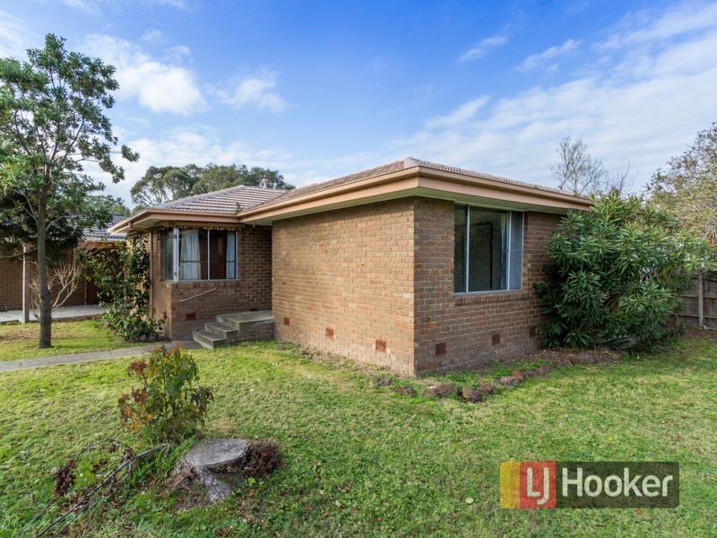 1 Wayside Court, Hampton Park VIC 3976