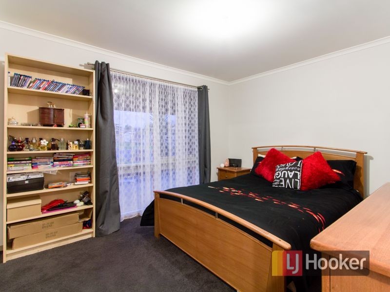 9 Eliza Street, Cranbourne North VIC 3977