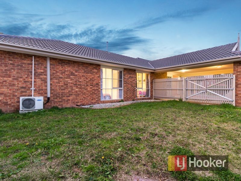4 Tolmie Rise, Hallam VIC 3803