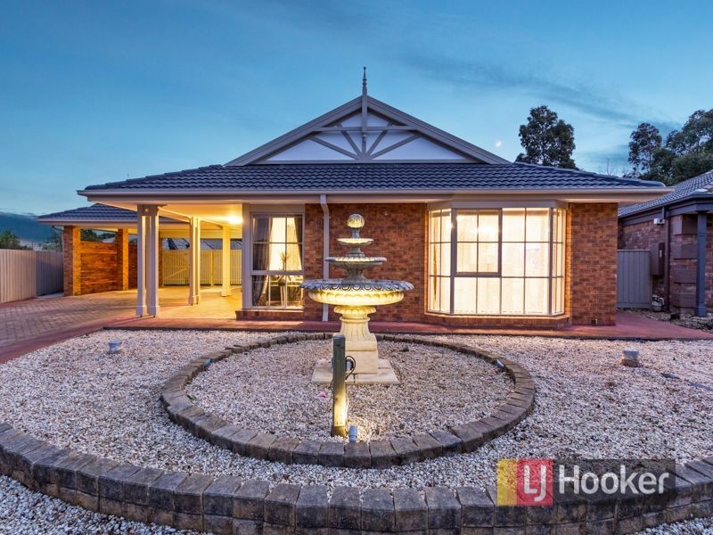 4 Tolmie Rise, Hallam VIC 3803