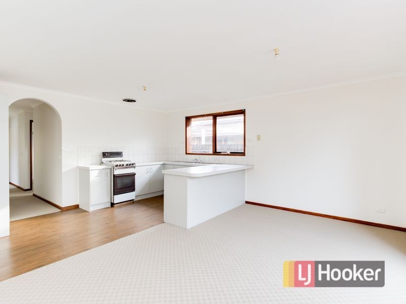 13 Blackwood Drive, Hampton Park VIC 3976