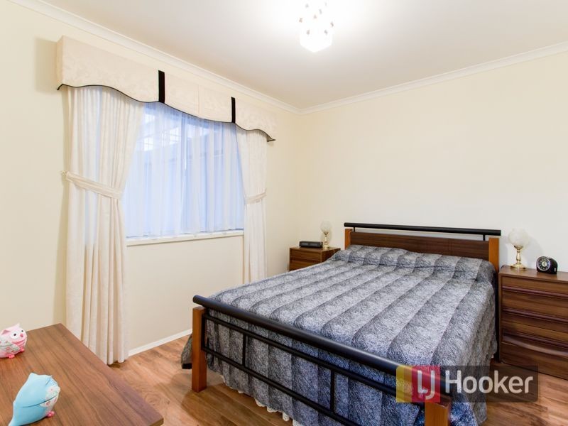 8 Plateau Crescent, Hampton Park VIC 3976