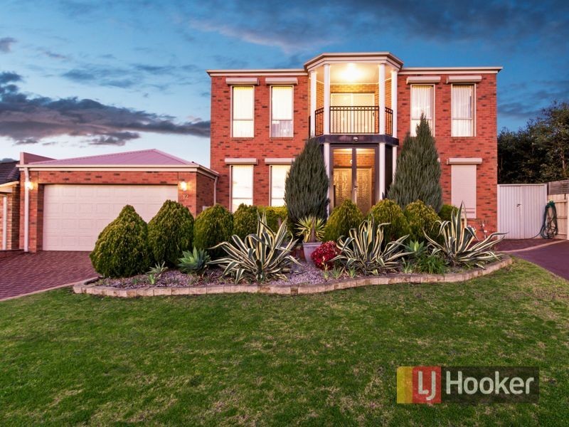 12 Ridgeway Chase, Narre Warren South VIC 3805