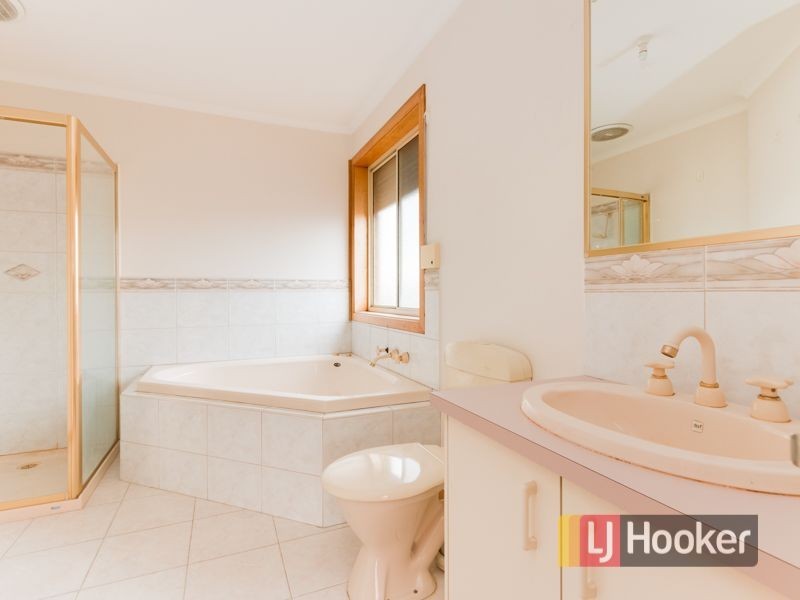 13. Eastbury Court, Narre Warren South VIC 3805