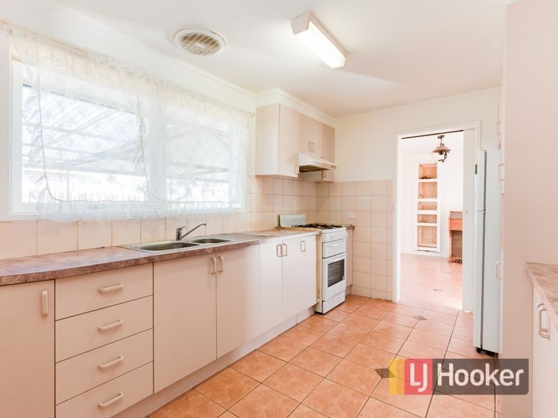 10 Pound Road, Hampton Park VIC 3976