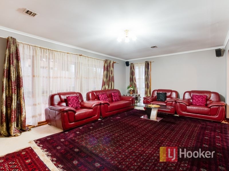 22 Ohio Crescent, Narre Warren VIC 3805