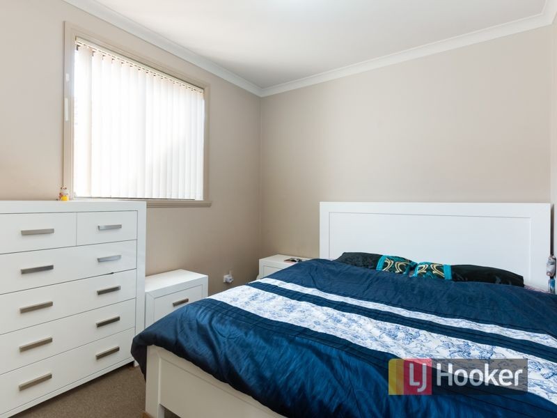 47 Wakenshaw Crescent, Pakenham VIC 3810
