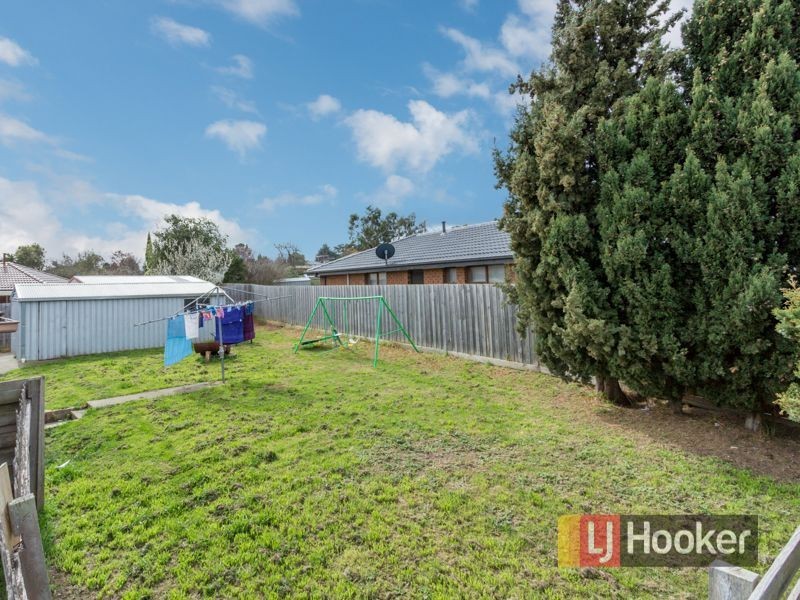 28 Meredith Crescent, Hampton Park VIC 3976