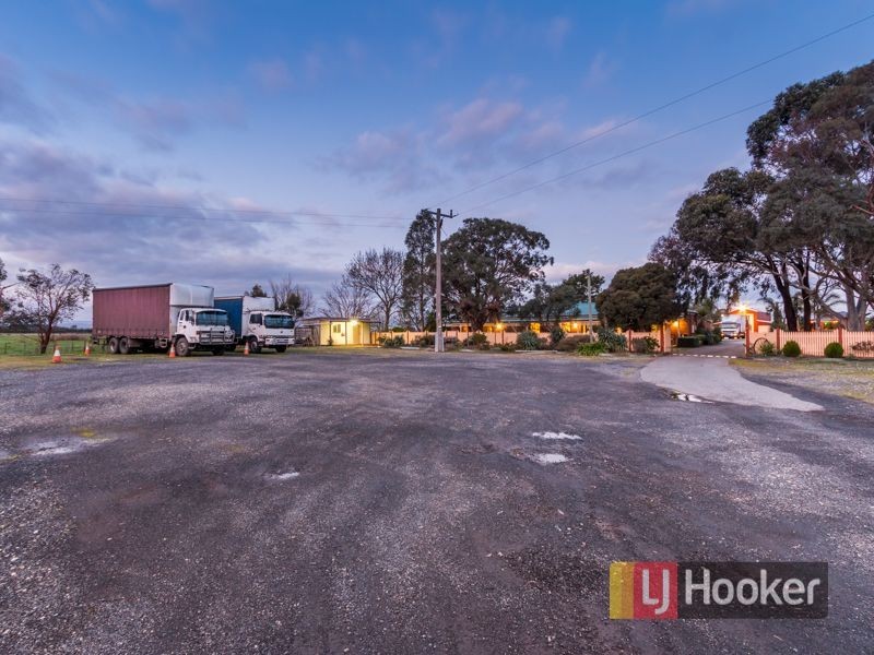 970 McDonalds Drain Road, Pakenham VIC 3810