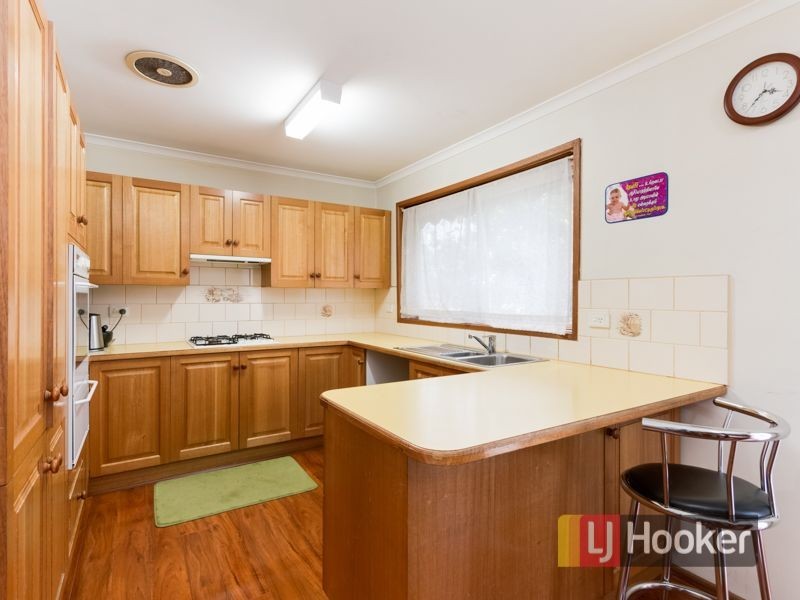 1/8 Hayes Road, Hampton Park VIC 3976