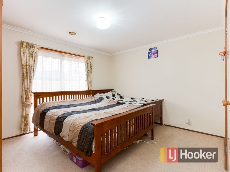 1/8 Hayes Road, Hampton Park VIC 3976