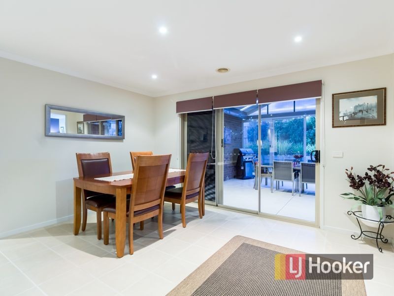 6 Lytham Court, Cranbourne VIC 3977