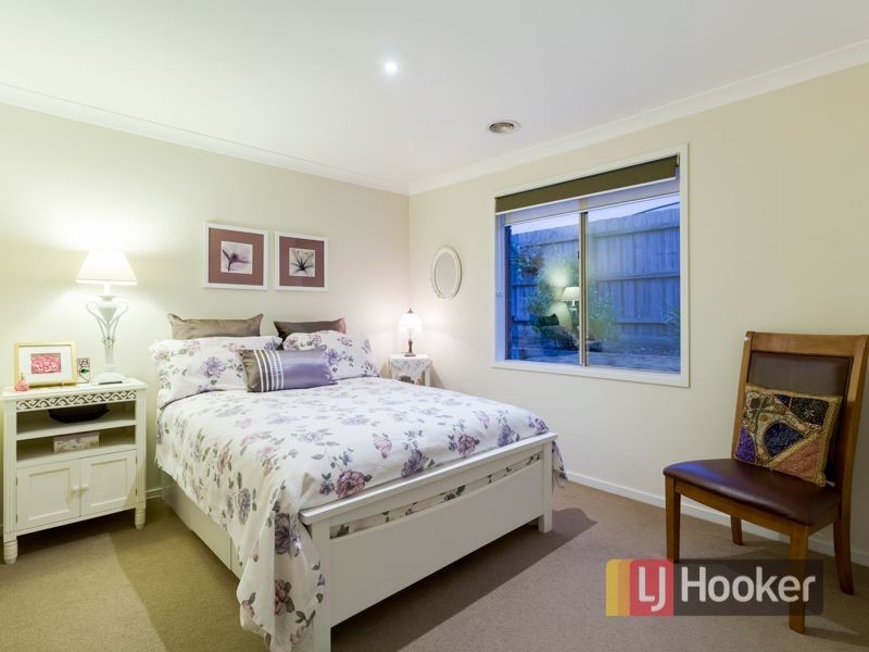 6 Lytham Court, Cranbourne VIC 3977
