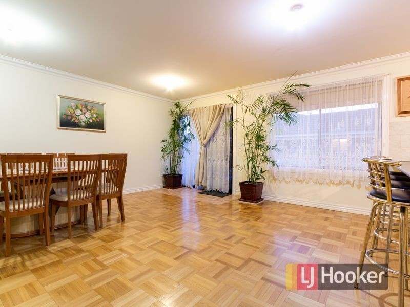 32. Lesley Drive, Hampton Park VIC 3976