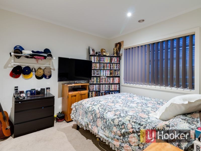 26 Cadillac Street, Cranbourne East VIC 3977