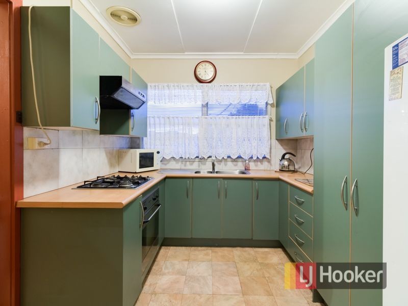 2 Berry Court, Doveton VIC 3177