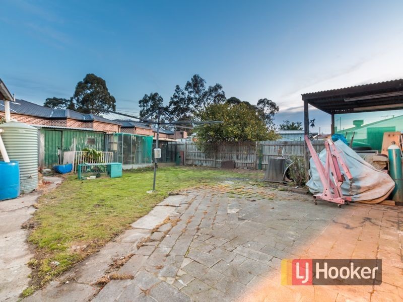 2 Berry Court, Doveton VIC 3177
